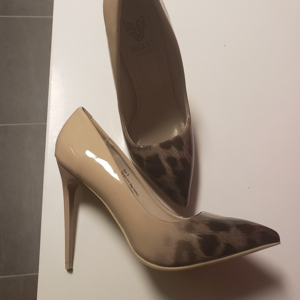 Ombre nude pump
